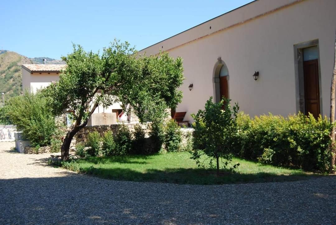 Tenuta Edone' Bauernhof Graniti